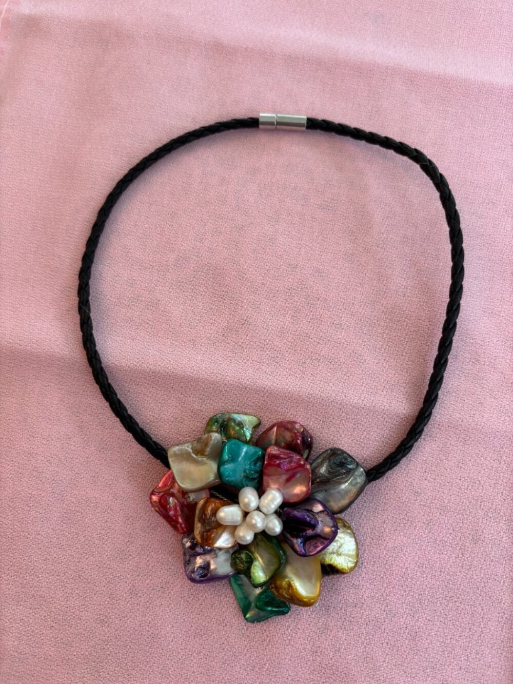 Multicolor Shell & Pearl Pendant Necklace